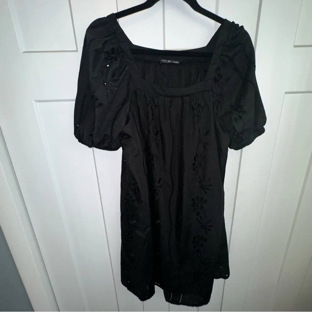 Black Eyelet Puff Sleeve Smocked Dress Large - Picture 5 of 9